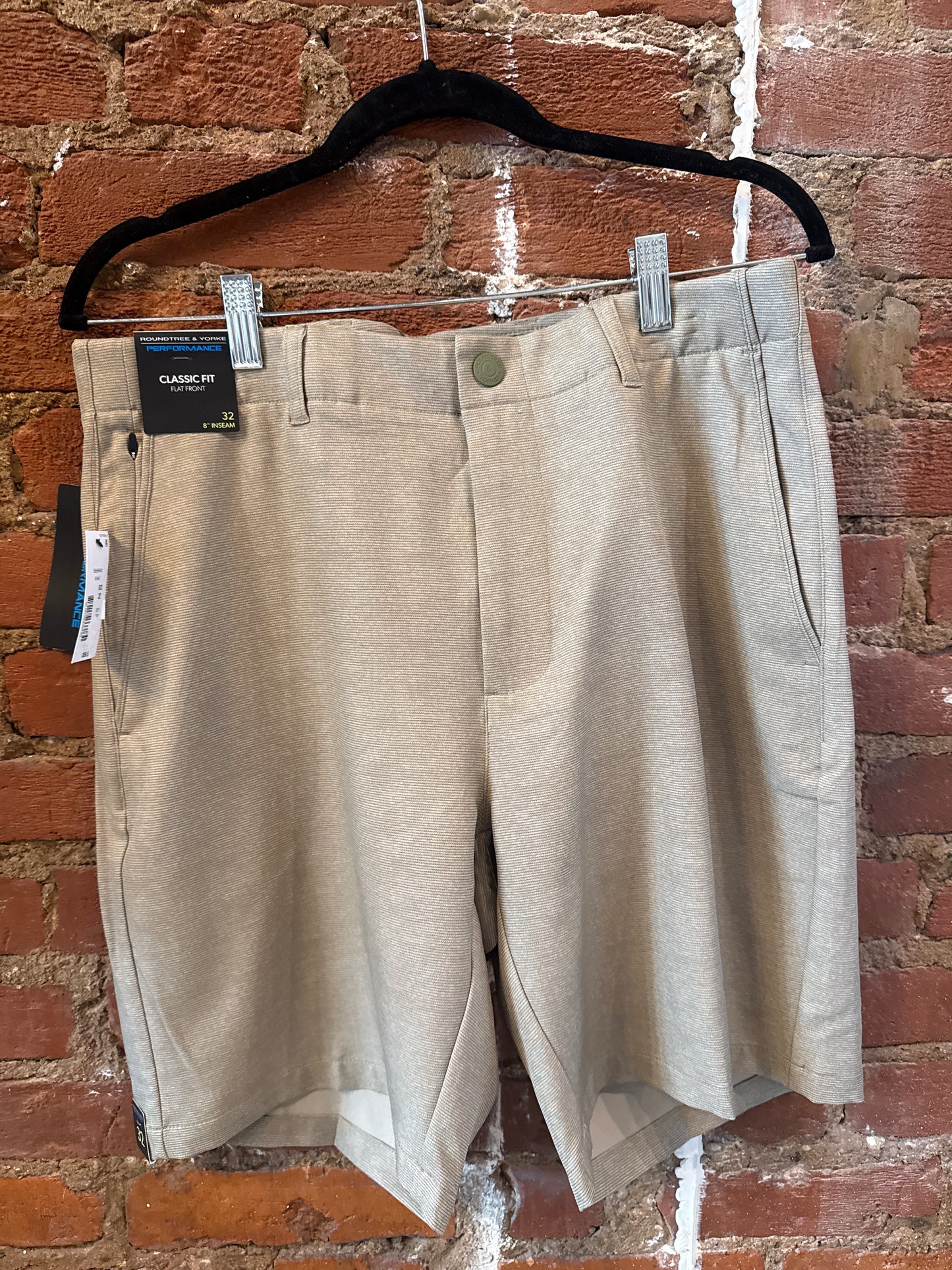 R&Y Khaki Shorts 32