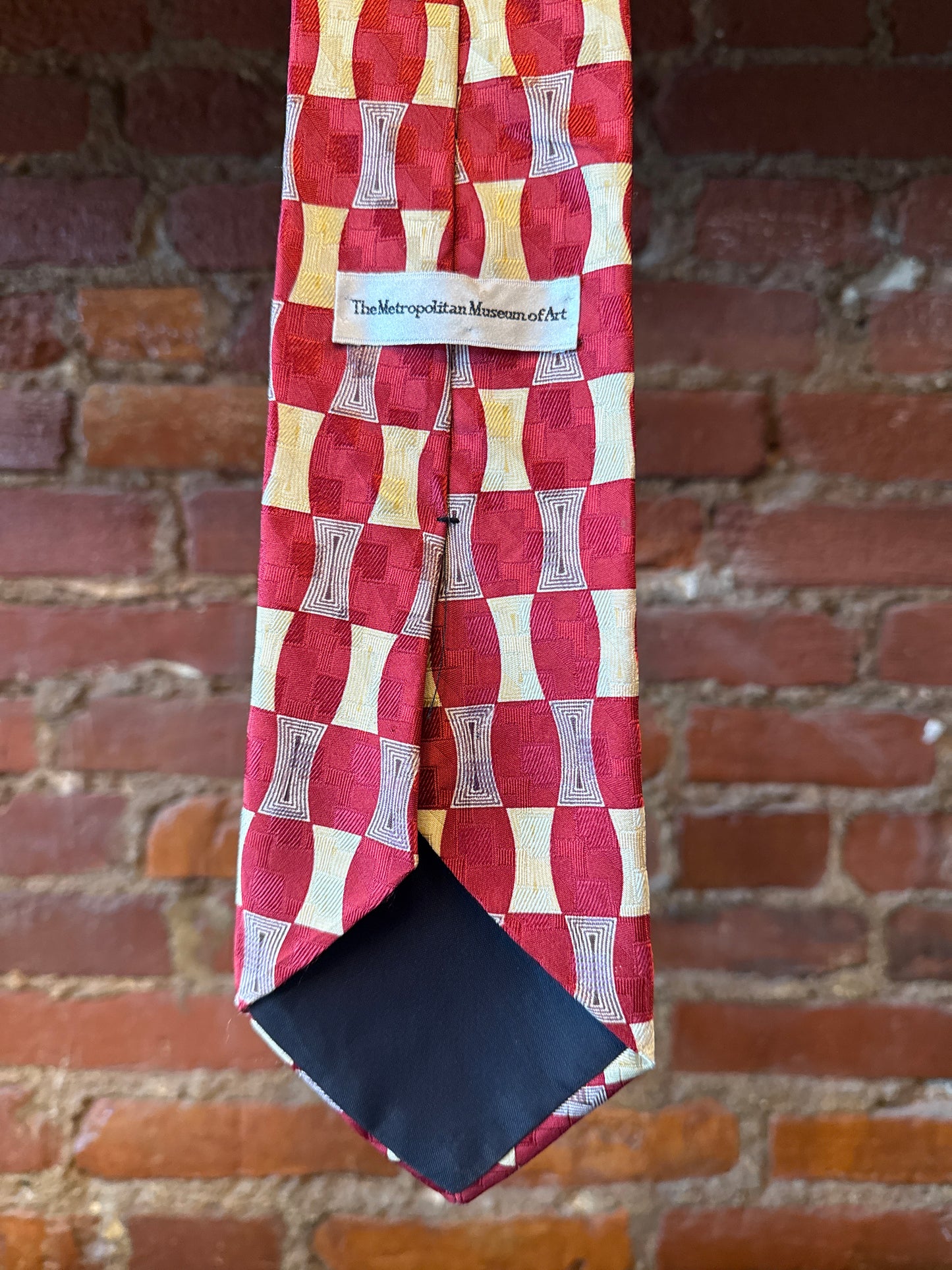 The Met Red & Cream Silk Tie