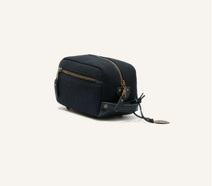 Paxton'sGrady Travel KitGiftGift