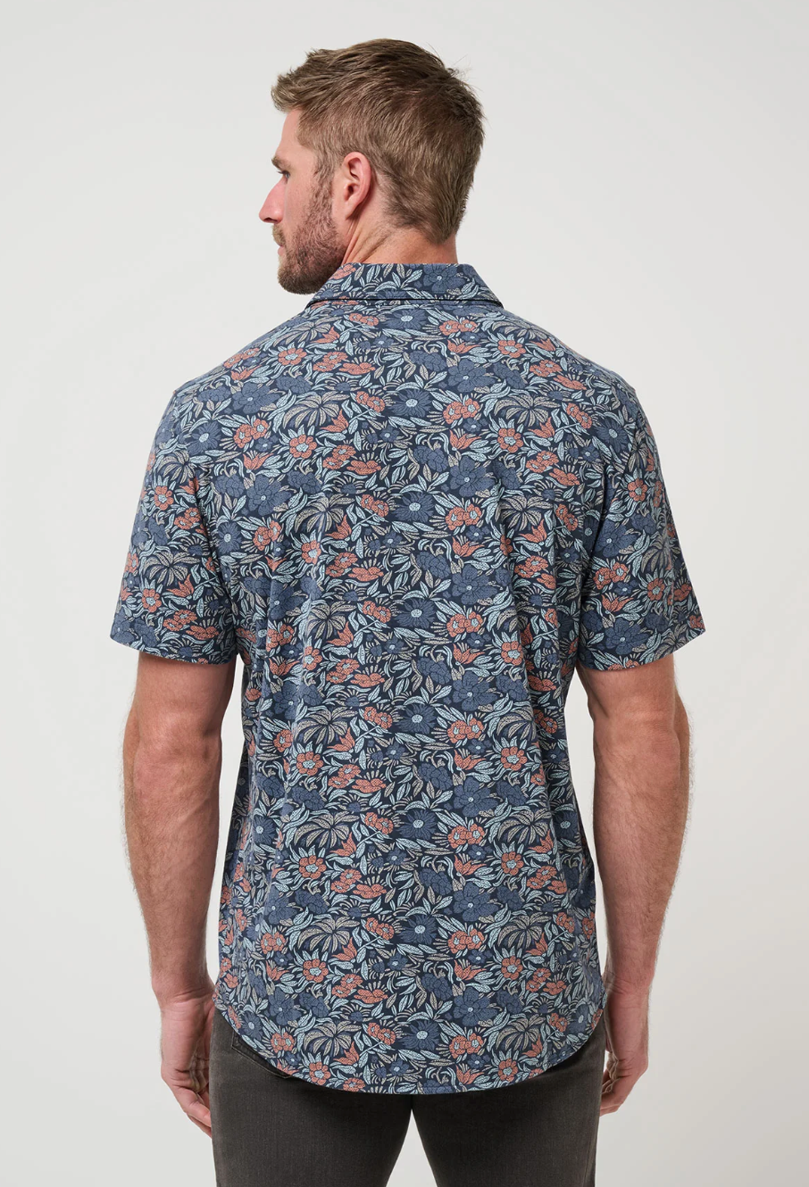 TM Day Cruise Button-Up