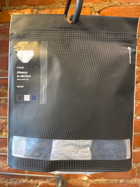 LuLuLemon NWT Always In Motion Brief with Fly