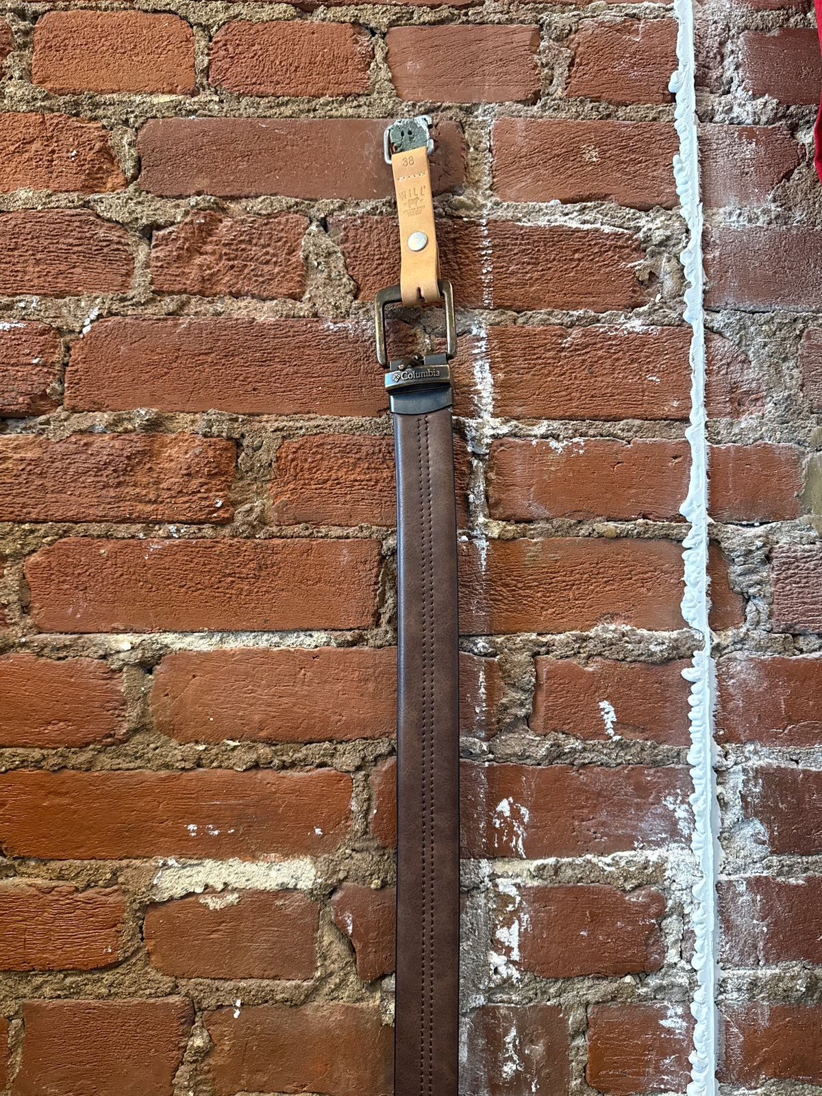 Columbia Brown Leather Belt 38