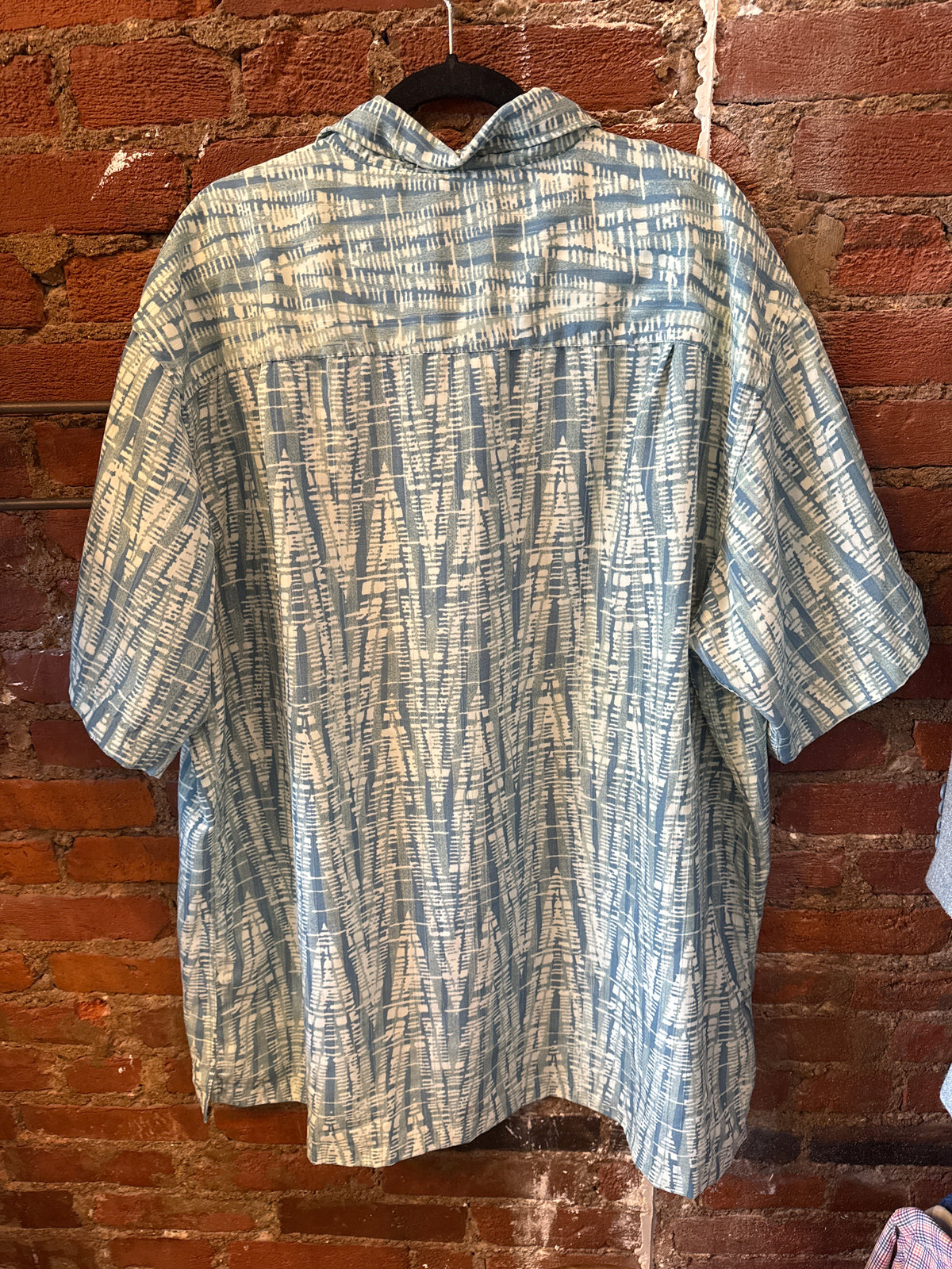 Van Heusen Pattern Button Up