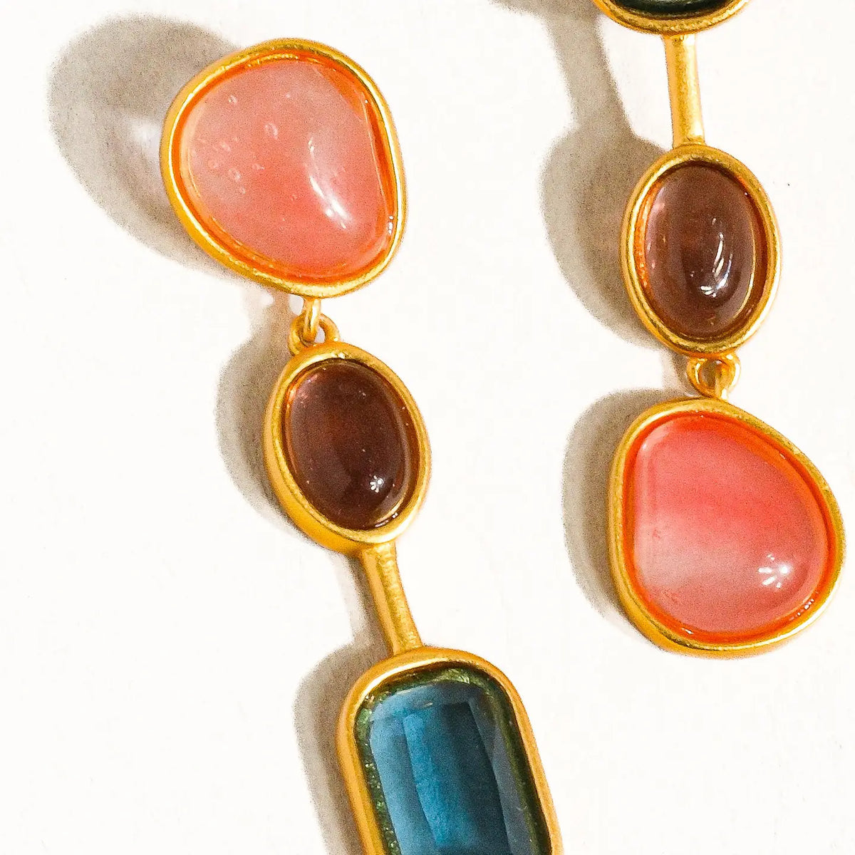 Delia 18K Gold Vintage Mismatch Drop Earring
