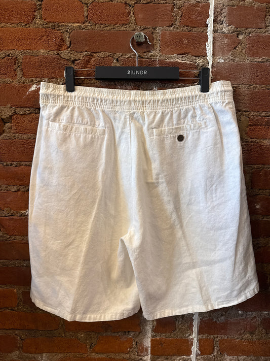 White Linen Shorts L