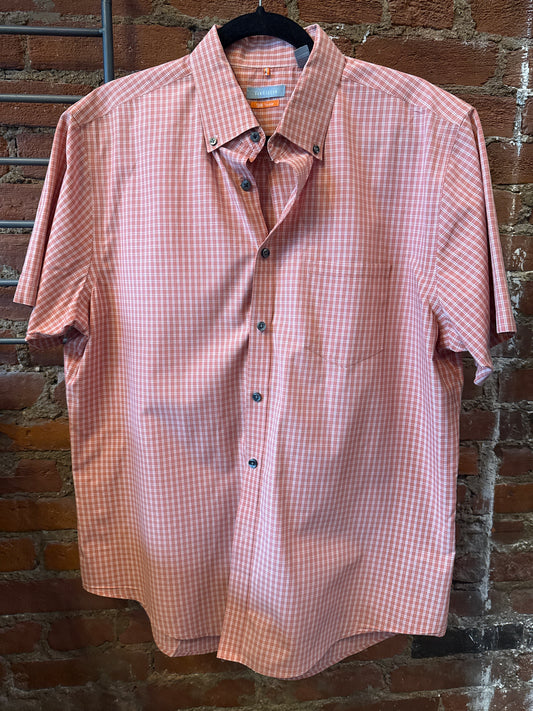 Van Heusen Travel Shirt- Short Sleeve